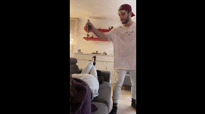 翘臀手机在线视频,揭秘网络短视频的诱惑与风险